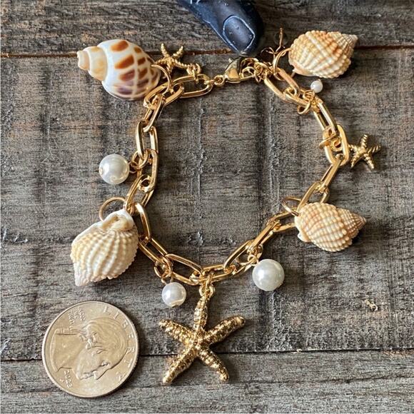 NEW Gold & Shell Gold Charm Bracelet - Picture 4 of 6